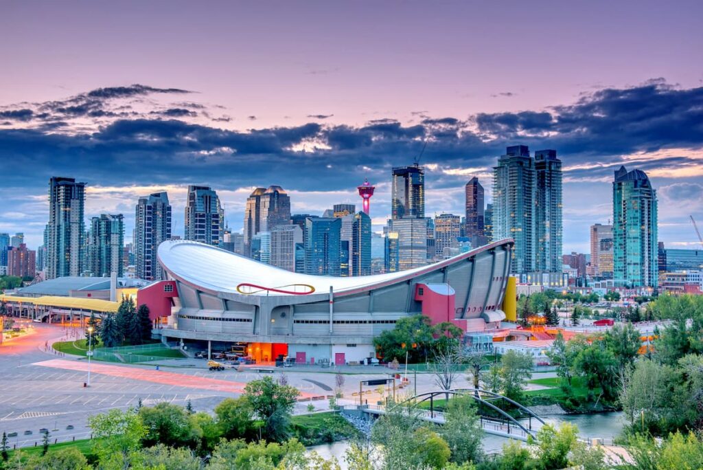 COST OF STUDYING AND LIVING IN CALGARY , ALBERTA