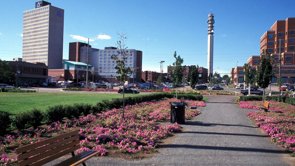 COST OF STUDY AND LIVING IN  Moncton, New Brunswick , CANADA